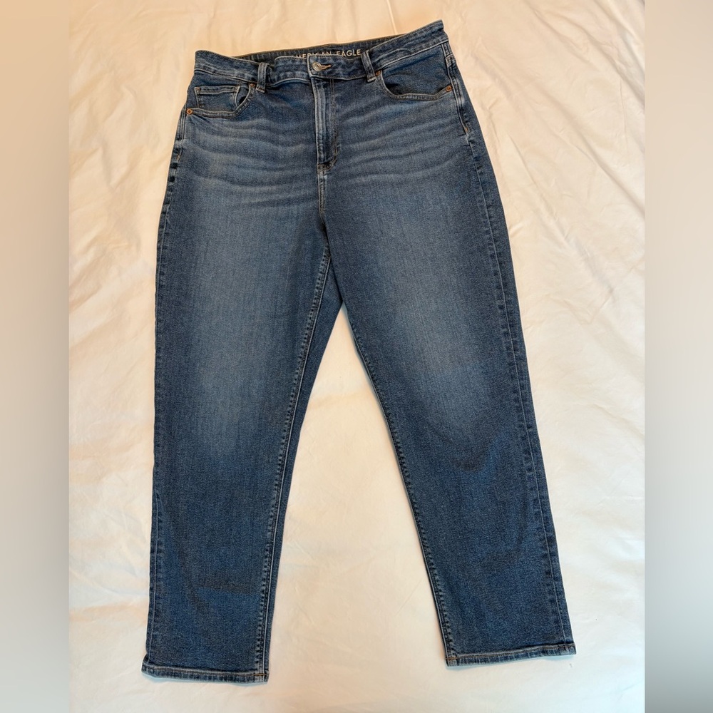 American Eagle Mom Jeans